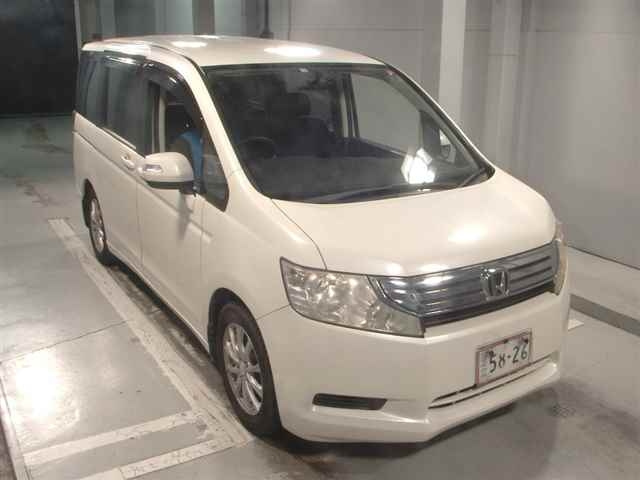 HONDA STEP WAGON 2010