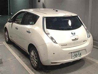NISSAN LEAF 2015
