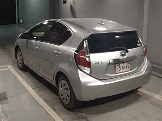 TOYOTA AQUA 2017