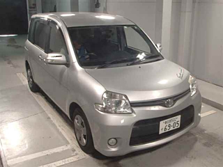 TOYOTA SIENTA 2012