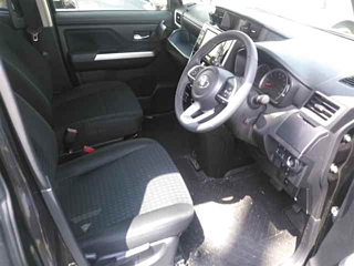 TOYOTA ROOMY 2021