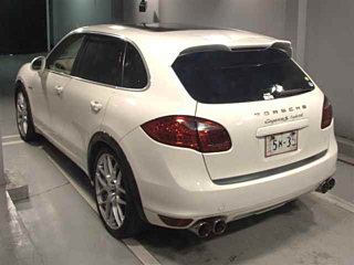 Заказать PORSCHE CAYENNE