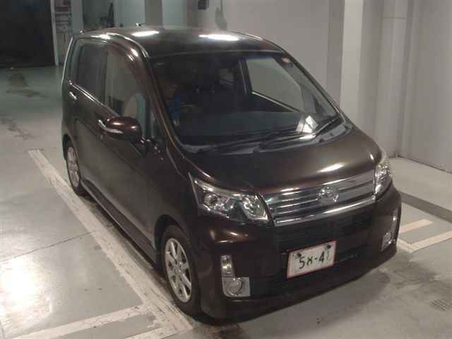 DAIHATSU MOVE 2014