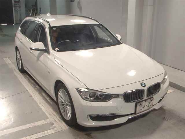 BMW 3 SERIES 2013