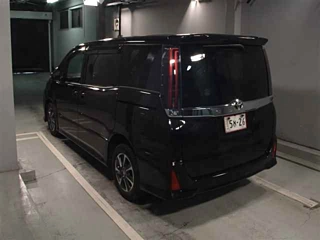 Заказать TOYOTA NOAH