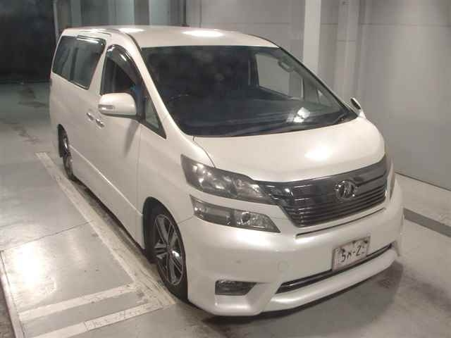 TOYOTA VELLFIRE 2008