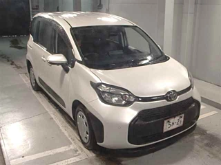 Заказать TOYOTA SIENTA