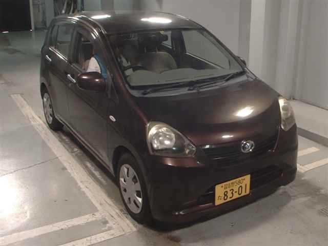 DAIHATSU MIRA E S 2012