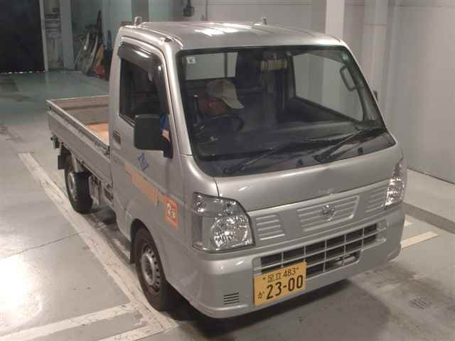 NISSAN CLIPPER TRUCK 2014