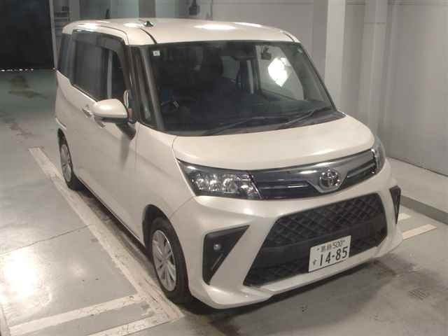 TOYOTA ROOMY 2021