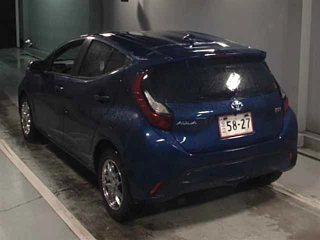 Заказать TOYOTA AQUA
