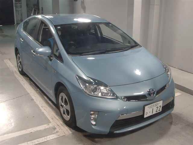 TOYOTA PRIUS PHV 2013