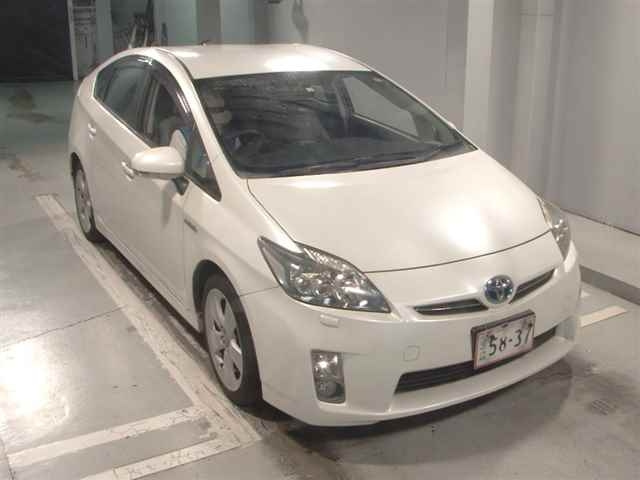TOYOTA PRIUS 2010