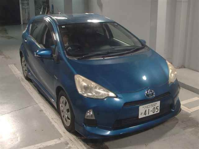 TOYOTA AQUA 2012