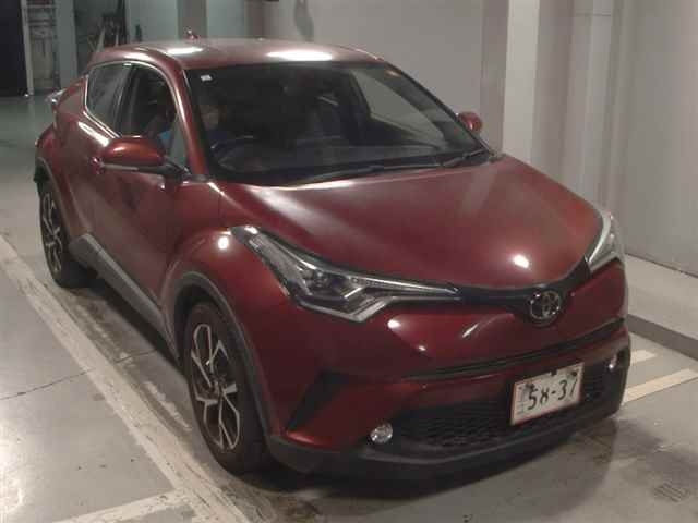 TOYOTA C-HR 2017