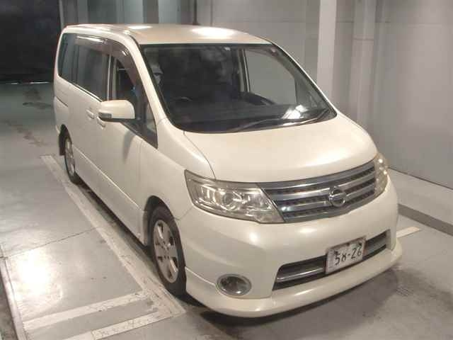NISSAN SERENA 2010