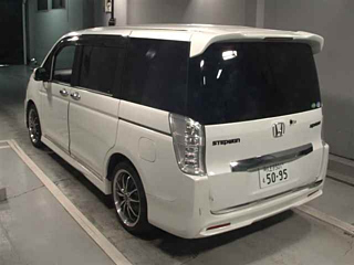 HONDA STEP WAGON 2012