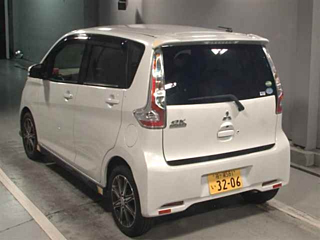 MITSUBISHI EK CUSTOM 2017