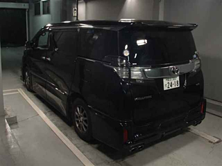 TOYOTA VELLFIRE 2015