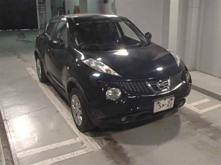 NISSAN JUKE 2011