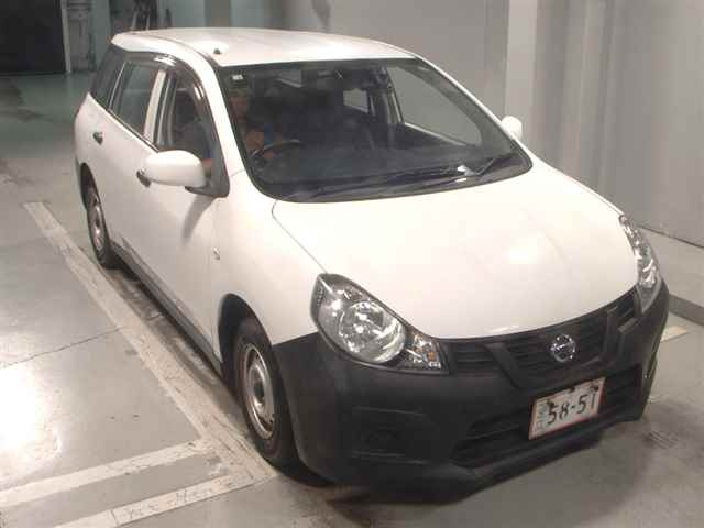 NISSAN AD 2020