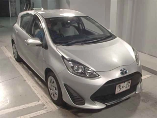TOYOTA AQUA 2020