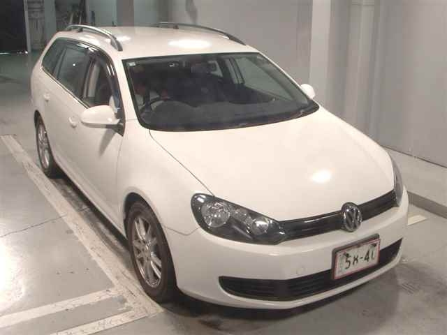 VOLKSWAGEN GOLF VARIANT 2010