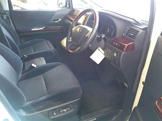 TOYOTA ALPHARD 2008