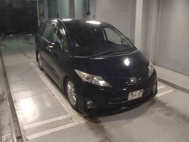 TOYOTA ESTIMA 2010