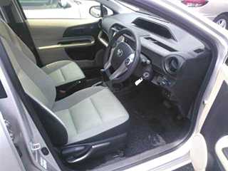 TOYOTA AQUA 2012