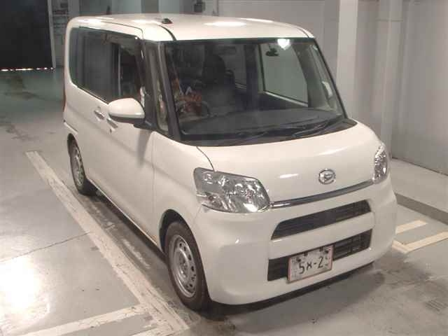 DAIHATSU TANTO 2018
