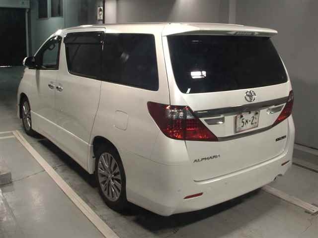 TOYOTA ALPHARD 2014