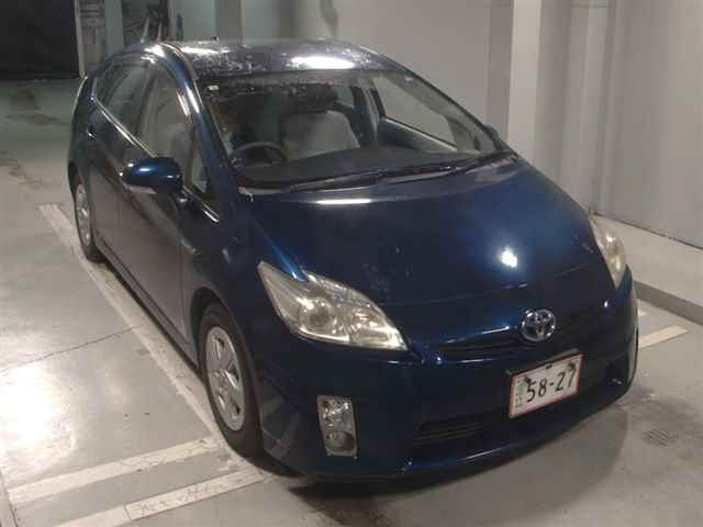 TOYOTA PRIUS 2010