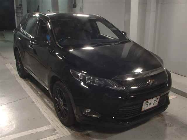 TOYOTA HARRIER 2014