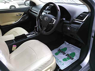 TOYOTA PREMIO 2018
