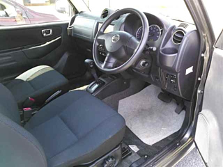 NISSAN KIX 2008