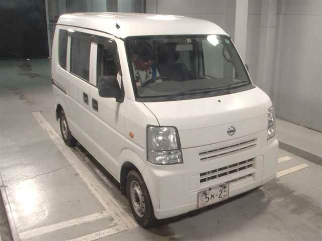 NISSAN CLIPPER VAN 2015
