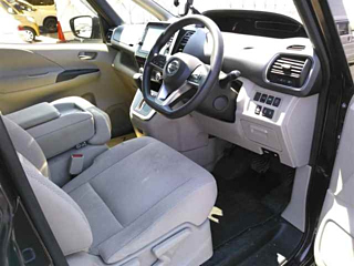 NISSAN SERENA 2017