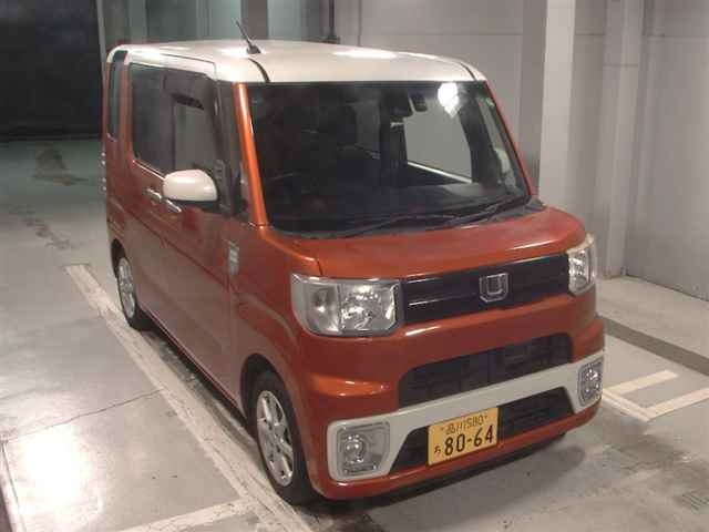 DAIHATSU WAKE 2017