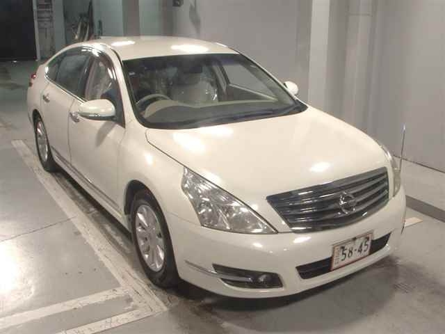 NISSAN TEANA 2009