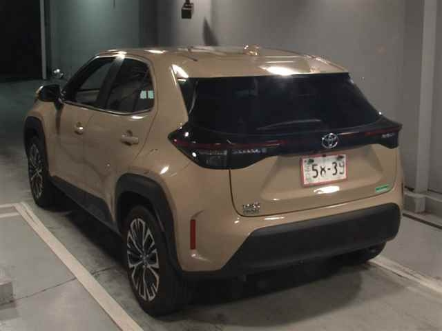 TOYOTA YARIS CROSS 2024