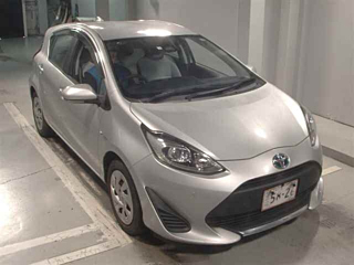 TOYOTA AQUA 2020