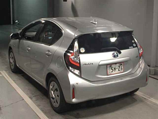 TOYOTA AQUA 2020