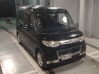 DAIHATSU TANTO 2010