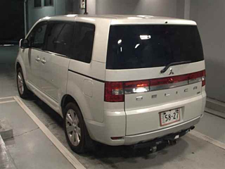MITSUBISHI DELICA D5 2016
