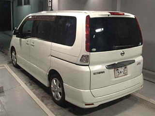 NISSAN SERENA 2010
