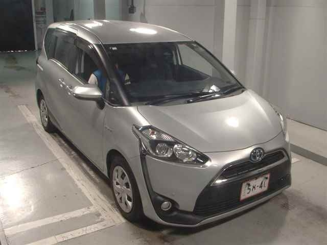 TOYOTA SIENTA 2016