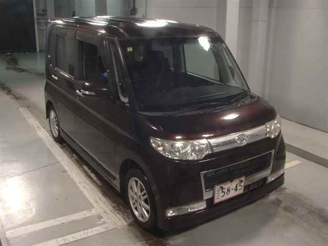 DAIHATSU TANTO 2010