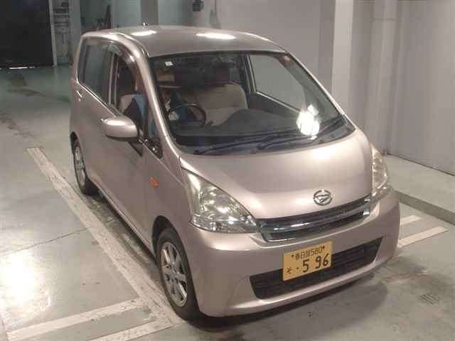 DAIHATSU MOVE 2011