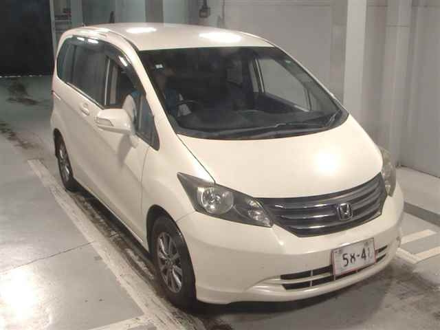 HONDA FREED 2011